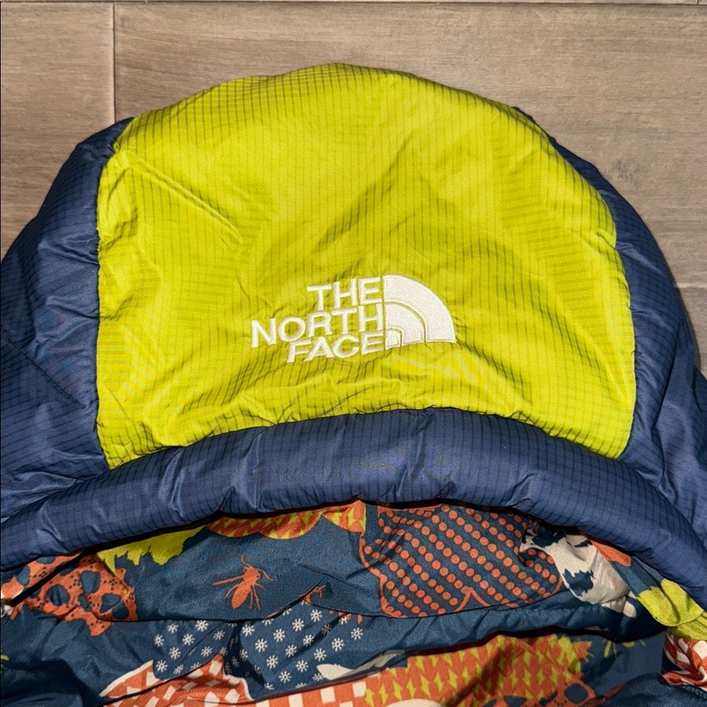 The North Face Tigger Sleeping Bag: 20F Climashield CL (YOUTH) - Picture 7 of 10